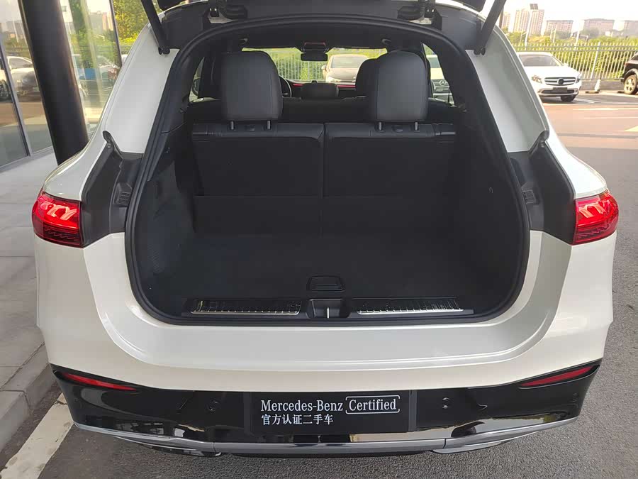 Mercedes-Benz EQS SUV 2025 #25 Mercedes-Benz EQS SUV 2025 car image #25