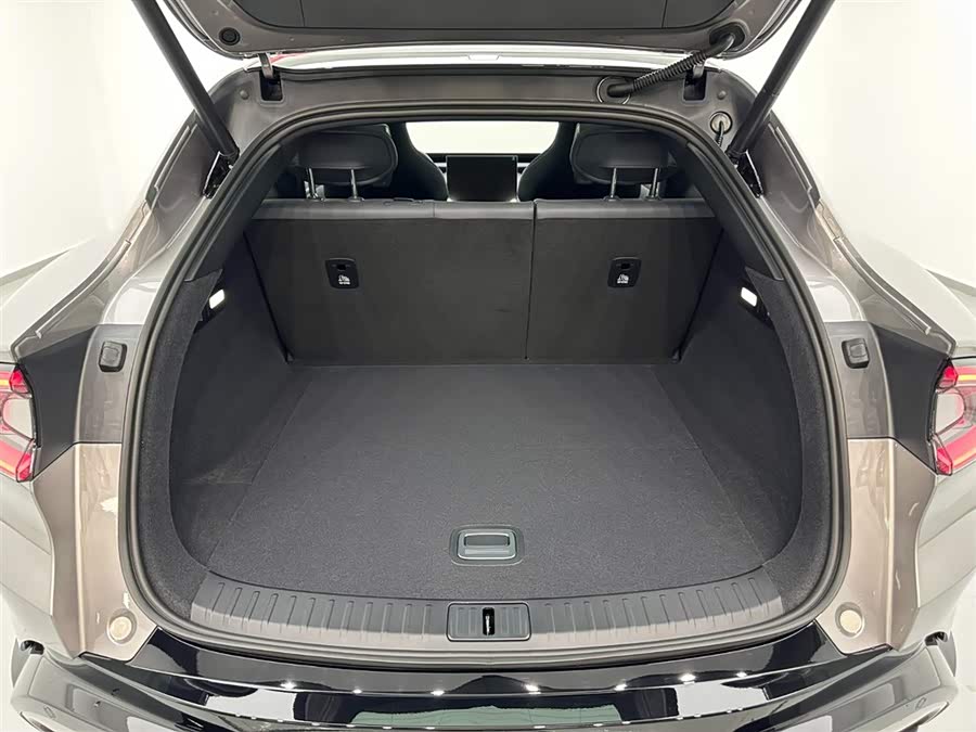 小米汽车 小米YU7 2025 汽车图片 #25