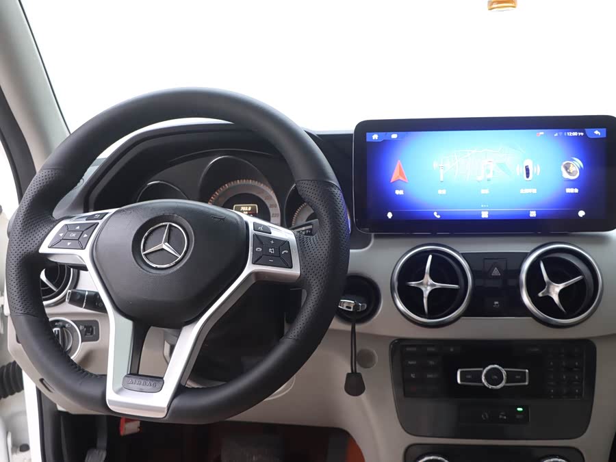 Mercedes-Benz GLK Class 2015 #25 Mercedes-Benz GLK Class 2015 car image #25