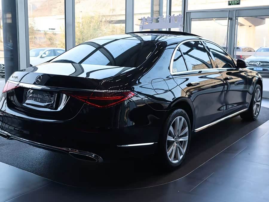 Mercedes-Benz S Class 2023 car image #25