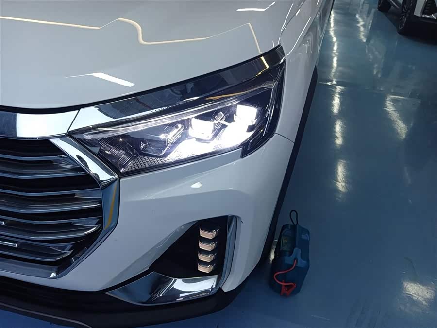 Jetour X90 PLUS 2022 изображение автомобиля #25