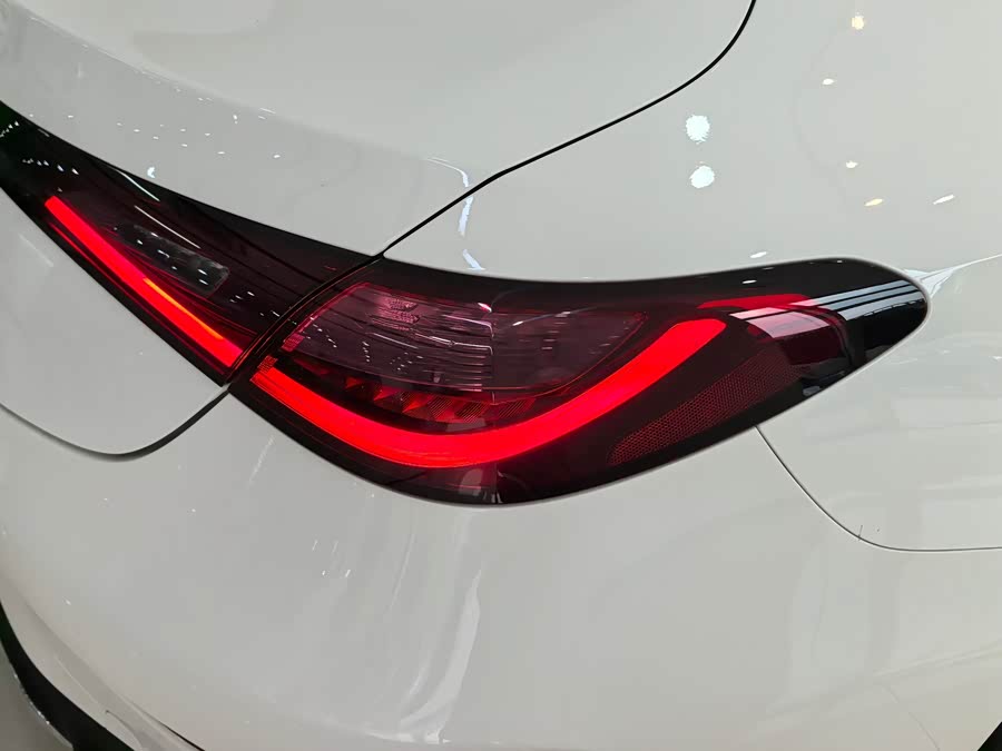 Mercedes-Benz CLE Class car image #25