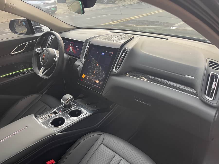 HongQi HS3 PHEV 2024 car image #25