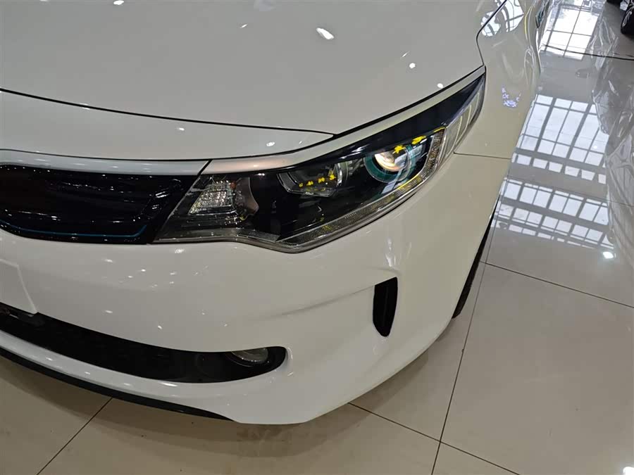 起亚 起亚K5新能源 2019 汽车图片 #25