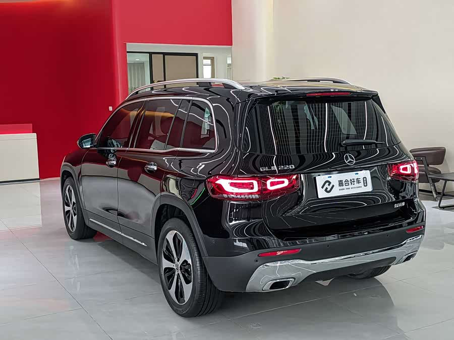 Mercedes-Benz GLB Class 2022 #25 Mercedes-Benz GLB Class 2022 car image #25