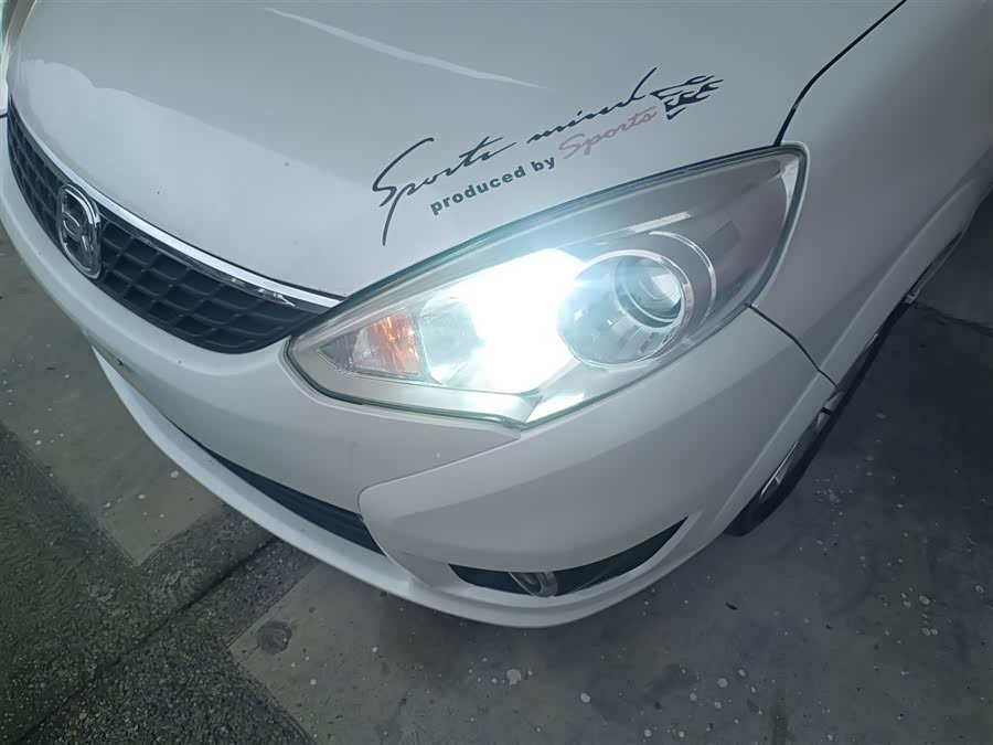 Suzuki Liana A6 2014 immagine di auto #25