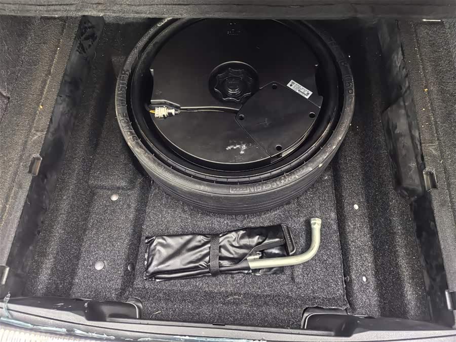 Audi Q5 2016 car image #25