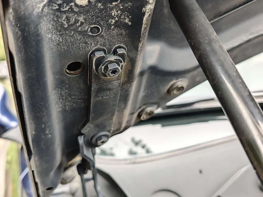 BMW 3 Series (Imported) 2011 car image #25