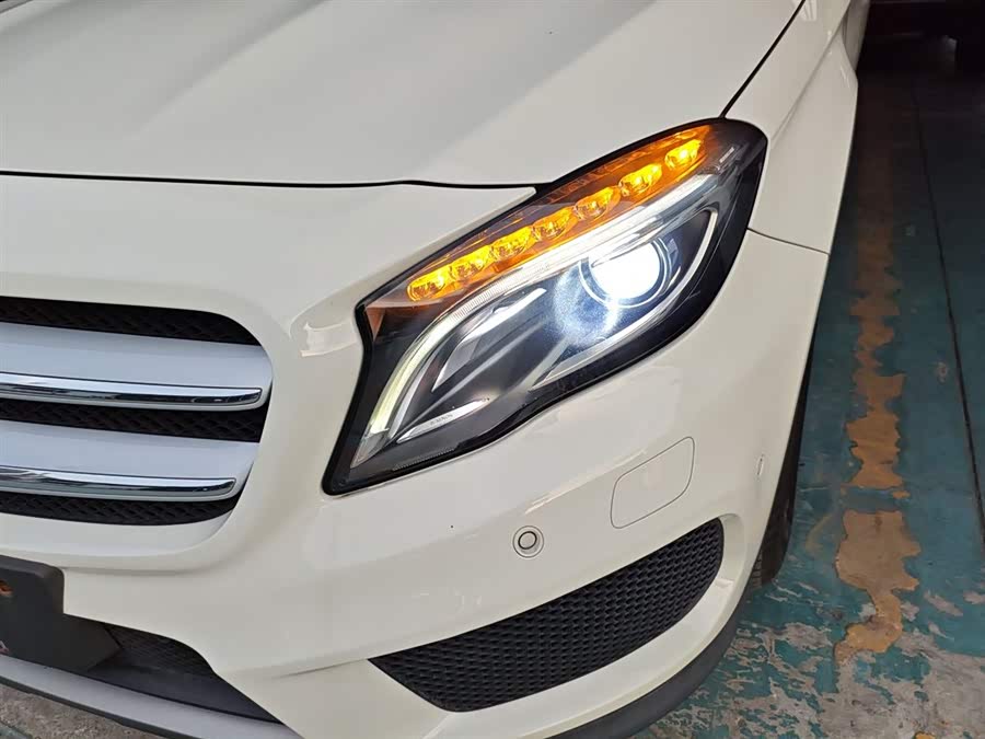 Mercedes-Benz GLA Class (Imported) 2015 car image #25