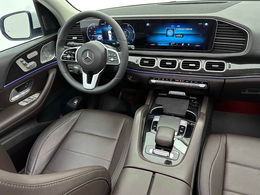 Mercedes-Benz GLS Class 2019 car image #25