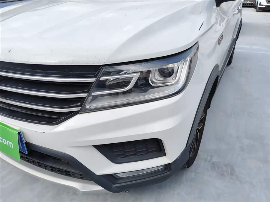 SWM X3 2019 صورة سيارة #25