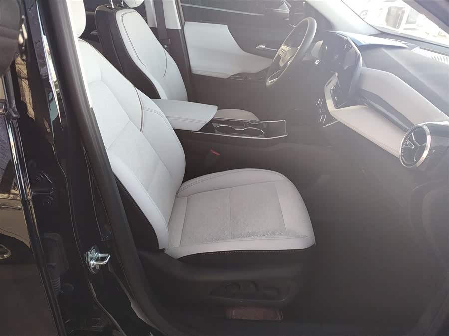 Chevrolet Equinox Plus 2024 #25 Chevrolet Equinox Plus 2024 car image #25