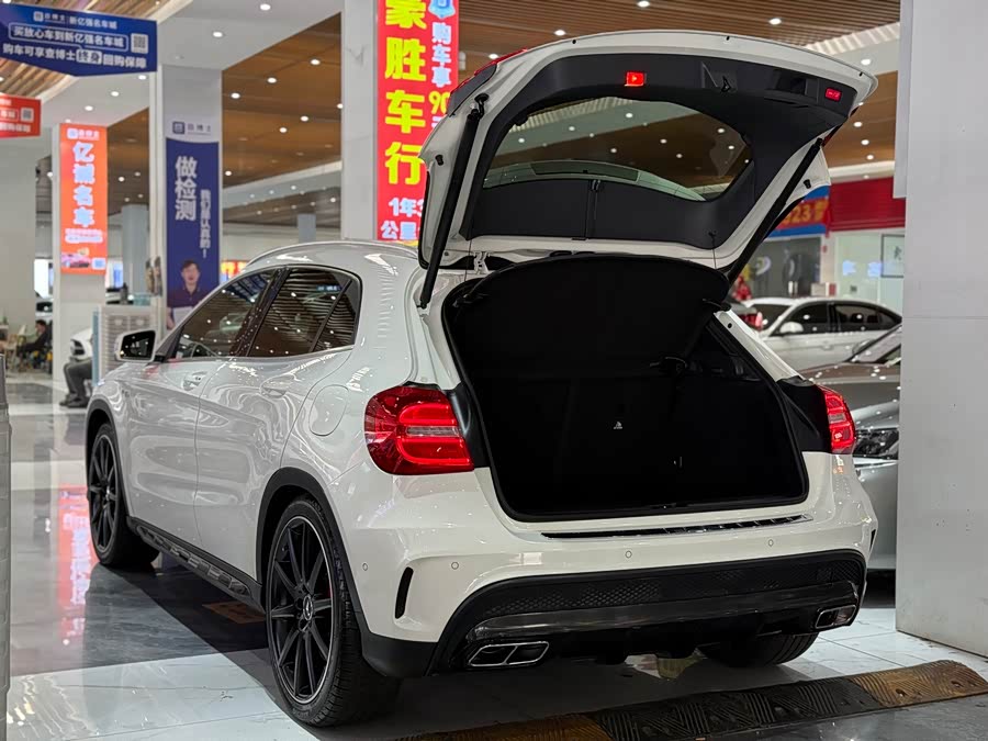 Mercedes-Benz GLA AMG 2015 car image #25