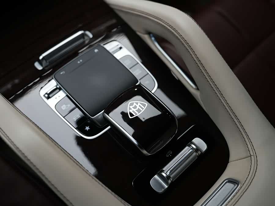 Mercedes-Benz Maybach GLS 2021 #25 Mercedes-Benz Maybach GLS 2021 car image #25