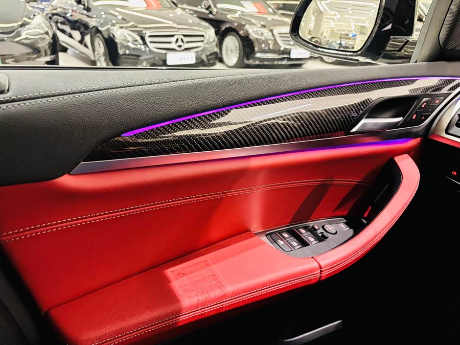 BMW X4 M 2023 car image #25