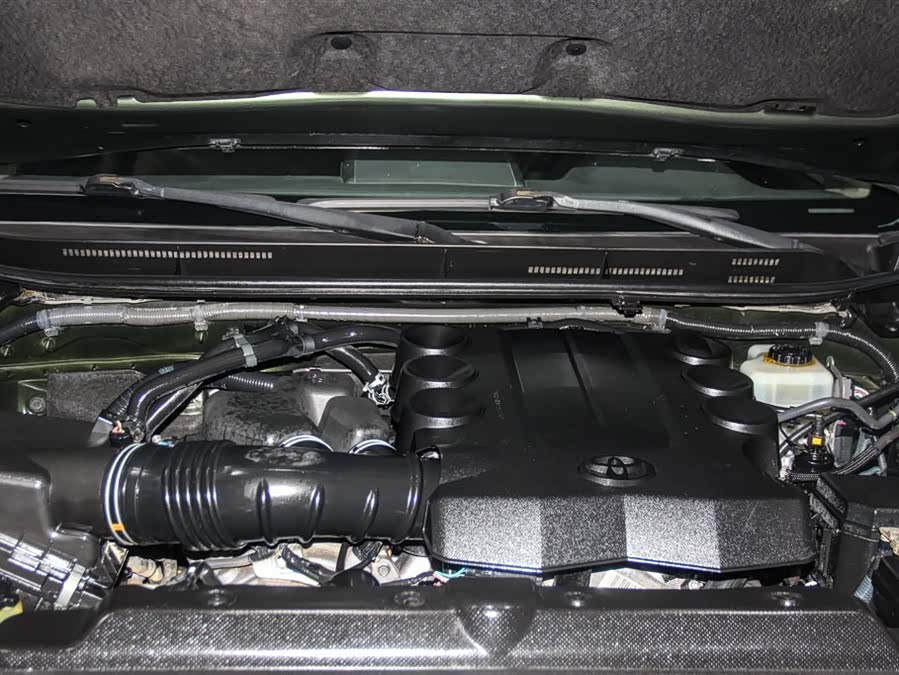 Toyota Land Cruiser Prado 2018 car image #25