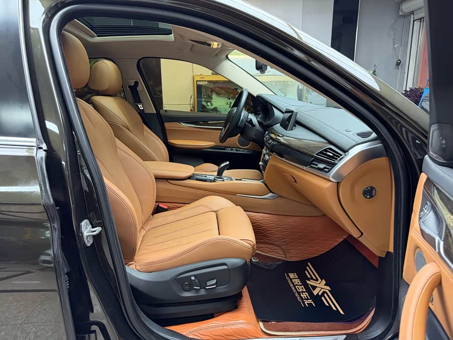 BMW X6 2016 car image #25