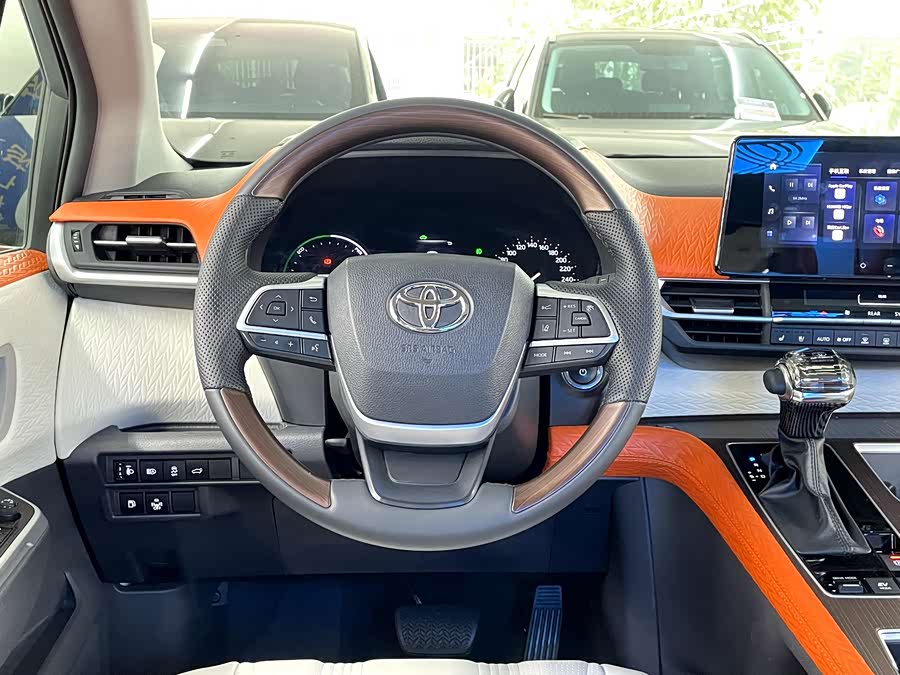 Toyota Granvia 2024 #25 Toyota Granvia 2024 immagine di auto #25