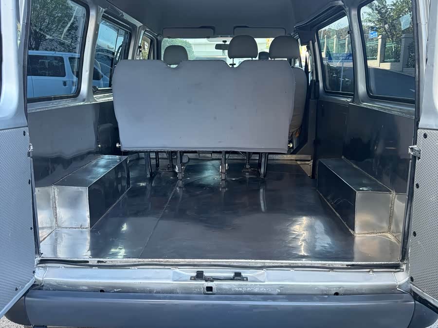 Ford Transit Classic 2016 #25 Ford Transit Classic 2016 car image #25