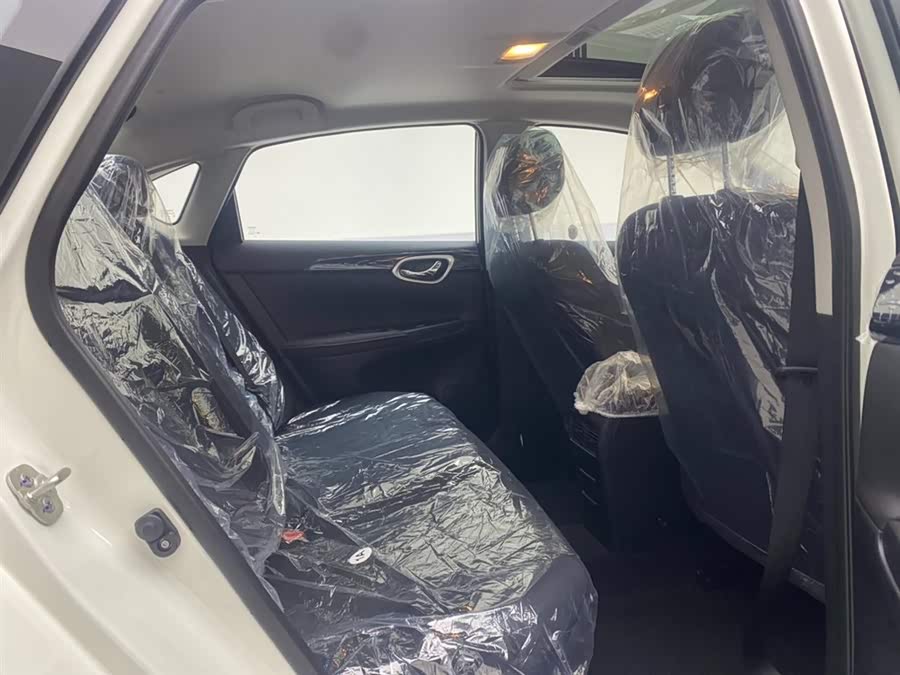 Nissan Sylphy car image #25