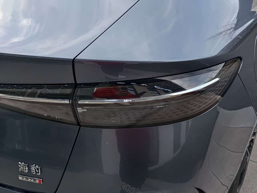 BYD Seal 2025 #25 BYD Seal 2025 صورة سيارة #25