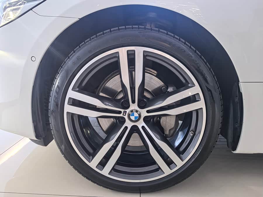 BMW 6 Series GT 2020 car image #25