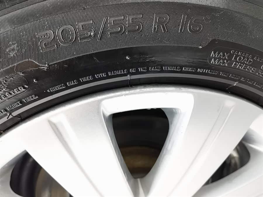 Skoda Superb 2012 immagine di auto #25