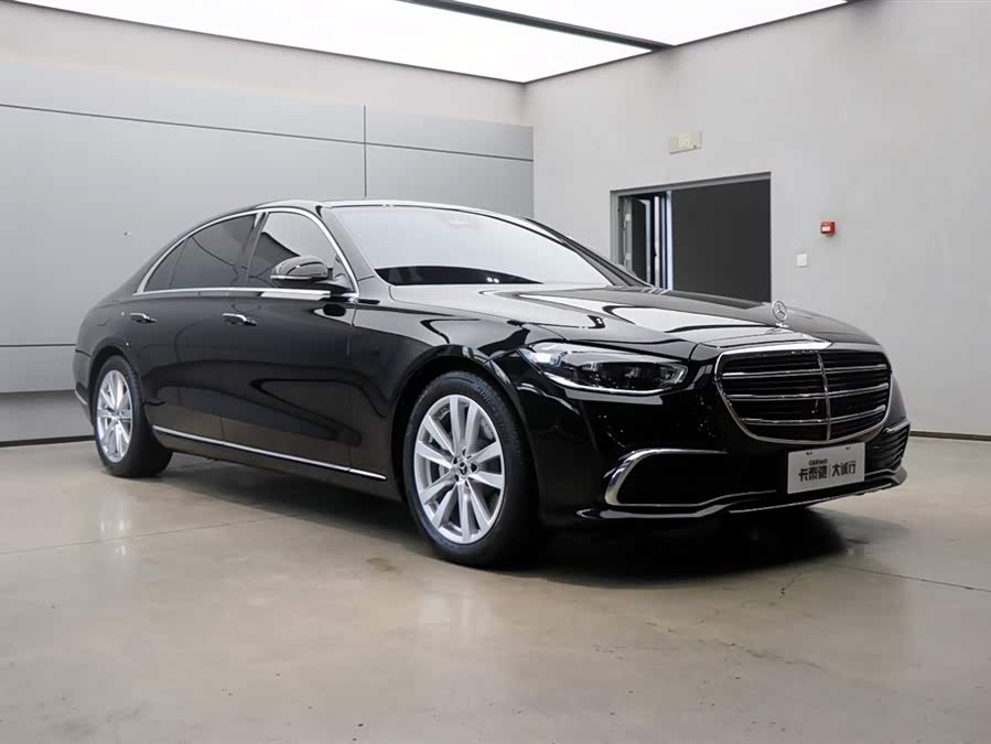 Mercedes-Benz S Class 2024 image de voiture #25