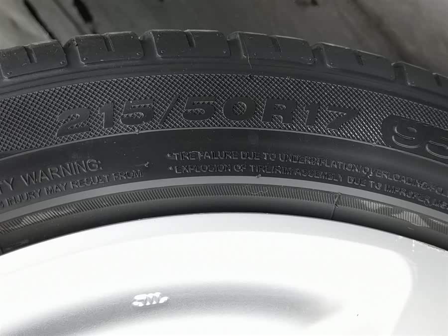 奔腾 奔腾B70 2015 汽车图片 #25