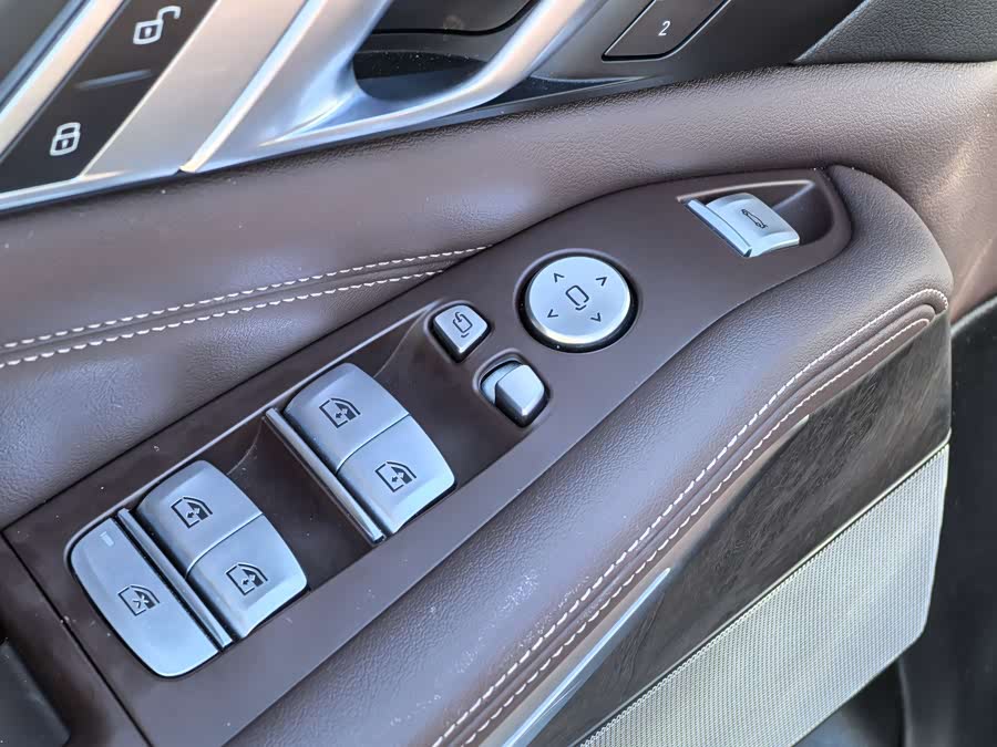 BMW X5 2022 car image #25