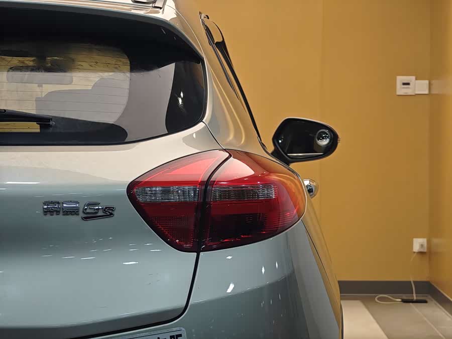 GEELY Emgrand GS 2017 car image #25