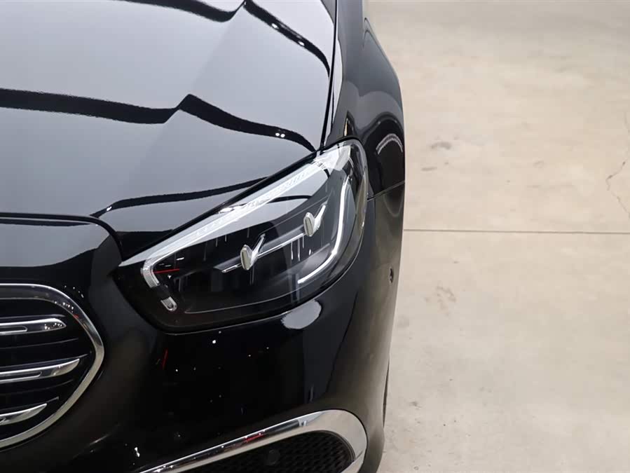 Mercedes-Benz E Class 2021 صورة سيارة #25