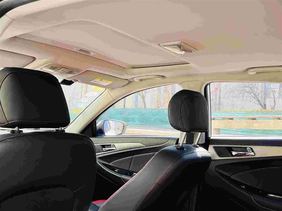 Changan Eado XT 2017 car image #25