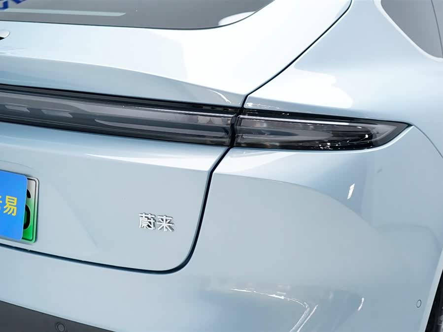 NIO ET5 2025 car image #25