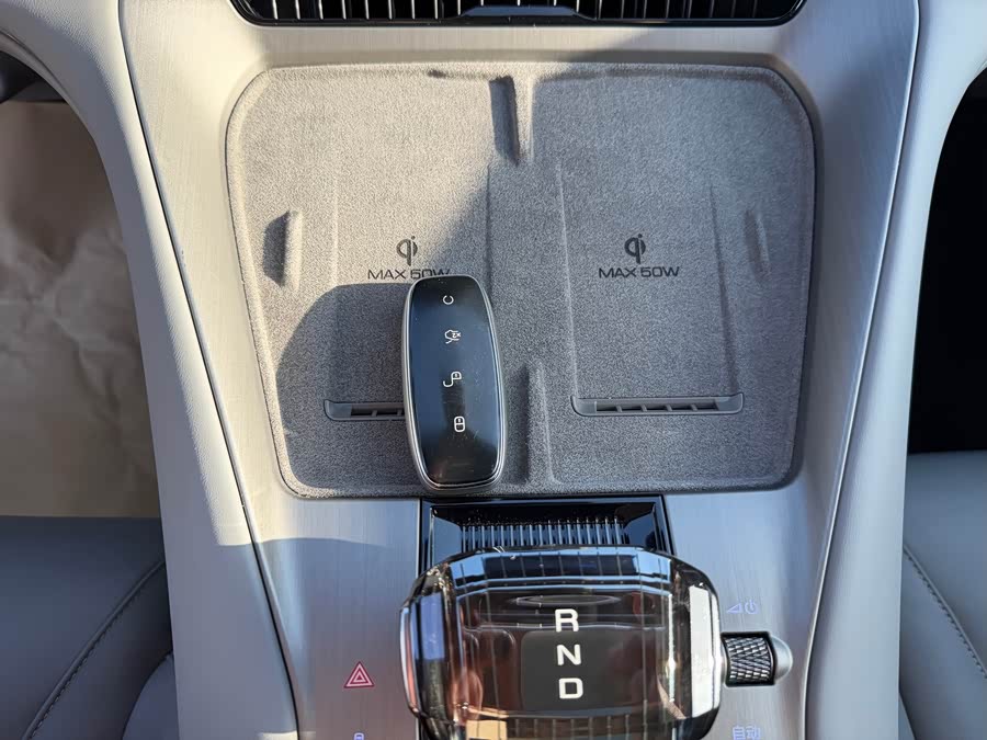 Denza N7 2023 car image #25