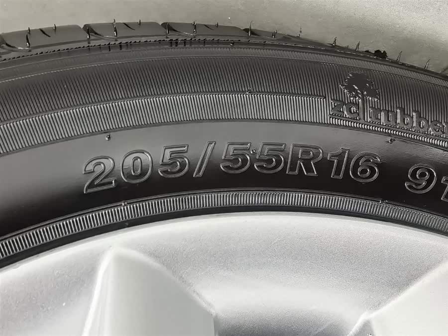 江淮汽车 瑞风S3 2015 汽车图片 #25