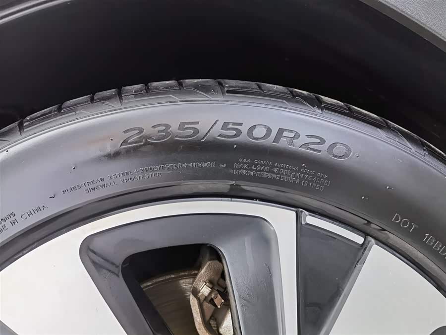 Volkswagen ID.6 X 2021 car image #25