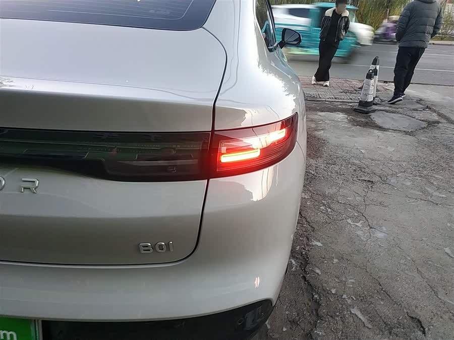 零跑汽车 零跑B01 2025 汽车图片 #25