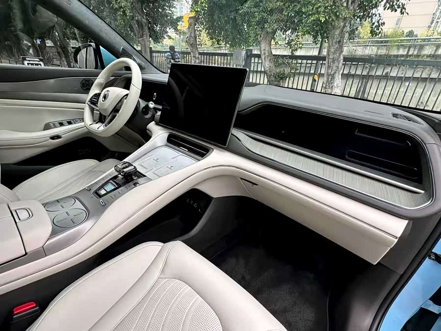 Denza N7 2024 car image #25