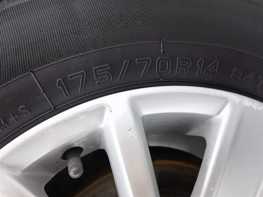 Volkswagen Jetta 2019 immagine di auto #25