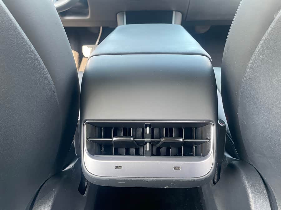 Tesla Model 3 2020 image de voiture #25