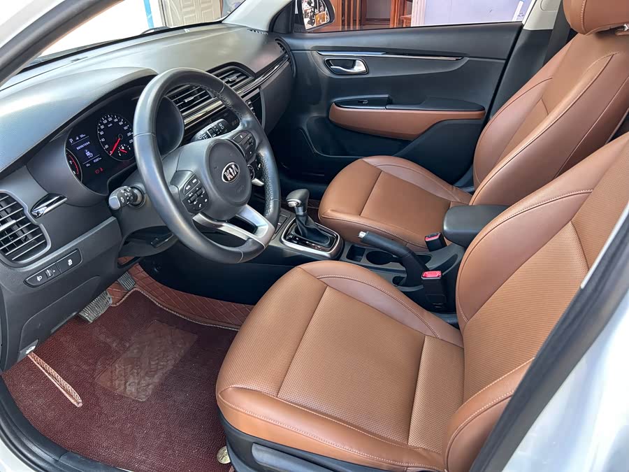 Kia Rio Cross 2018 صورة سيارة #25