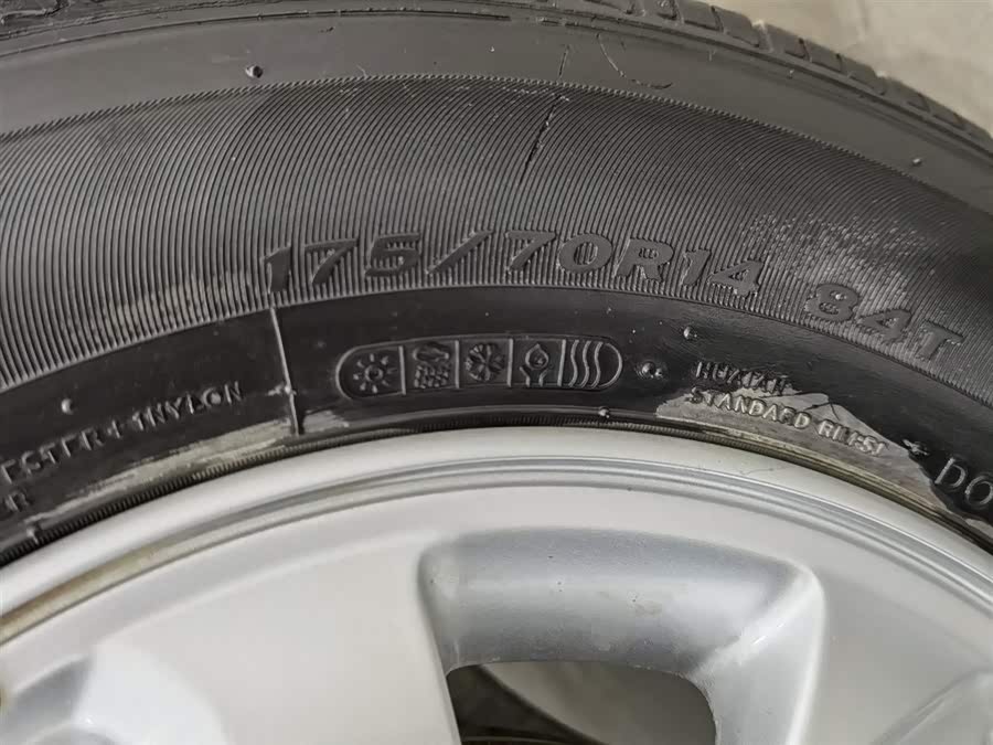 起亚 起亚K2 2015 汽车图片 #25