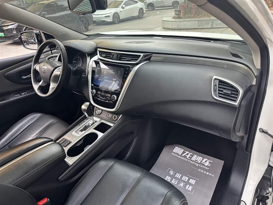 Nissan Murano 2018 immagine di auto #25