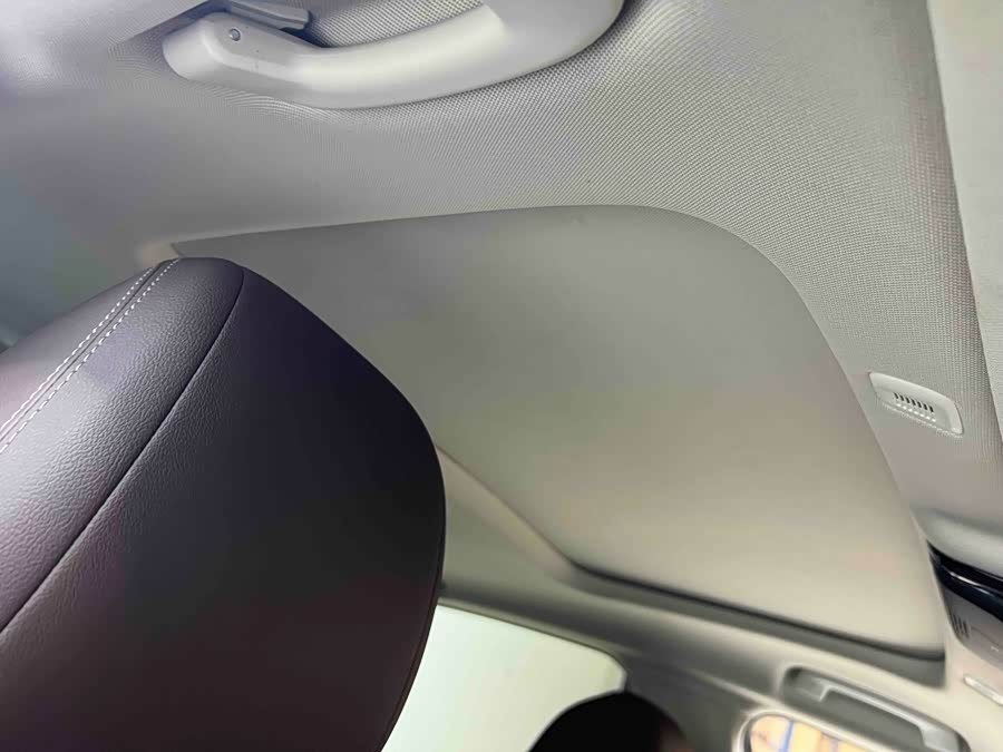 BMW 5 Series 2022 car image #25