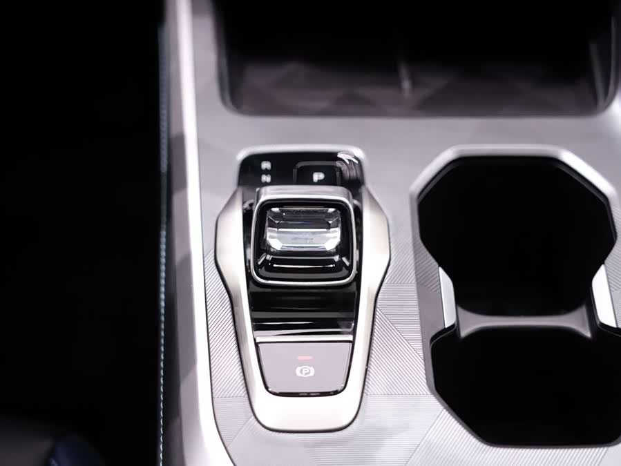 GAC Trumpchi GS3 2024 car image #25
