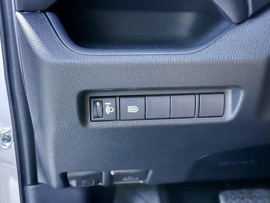 Kia Wildlander 2024 car image #25