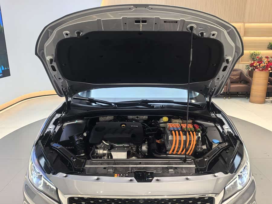 MG 6 New Energy 2018 #25 MG 6 New Energy 2018 car image #25