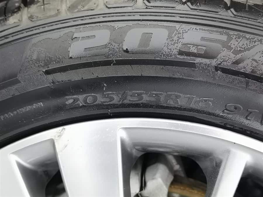 GEELY Emgrand 2018 car image #25