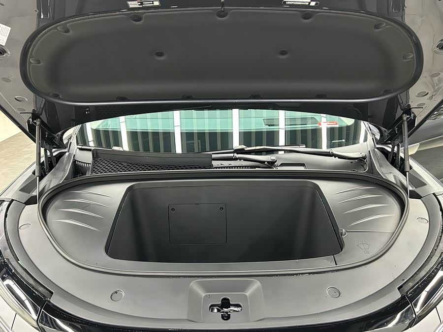 BYD Tang L 2025 صورة سيارة #25